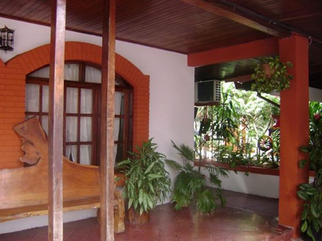 Hotel Jackie'S House Пунтаренас Екстериор снимка